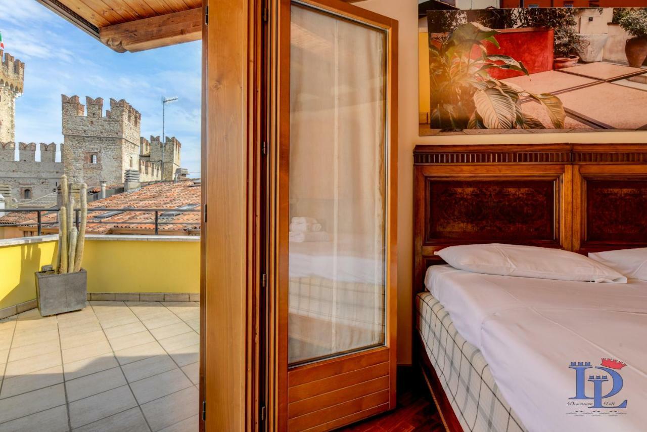 Desenzanoloft Official Partner Marriott Homes & Villas -Penthouse Never Say Never Sirmione Castle View Ngoại thất bức ảnh